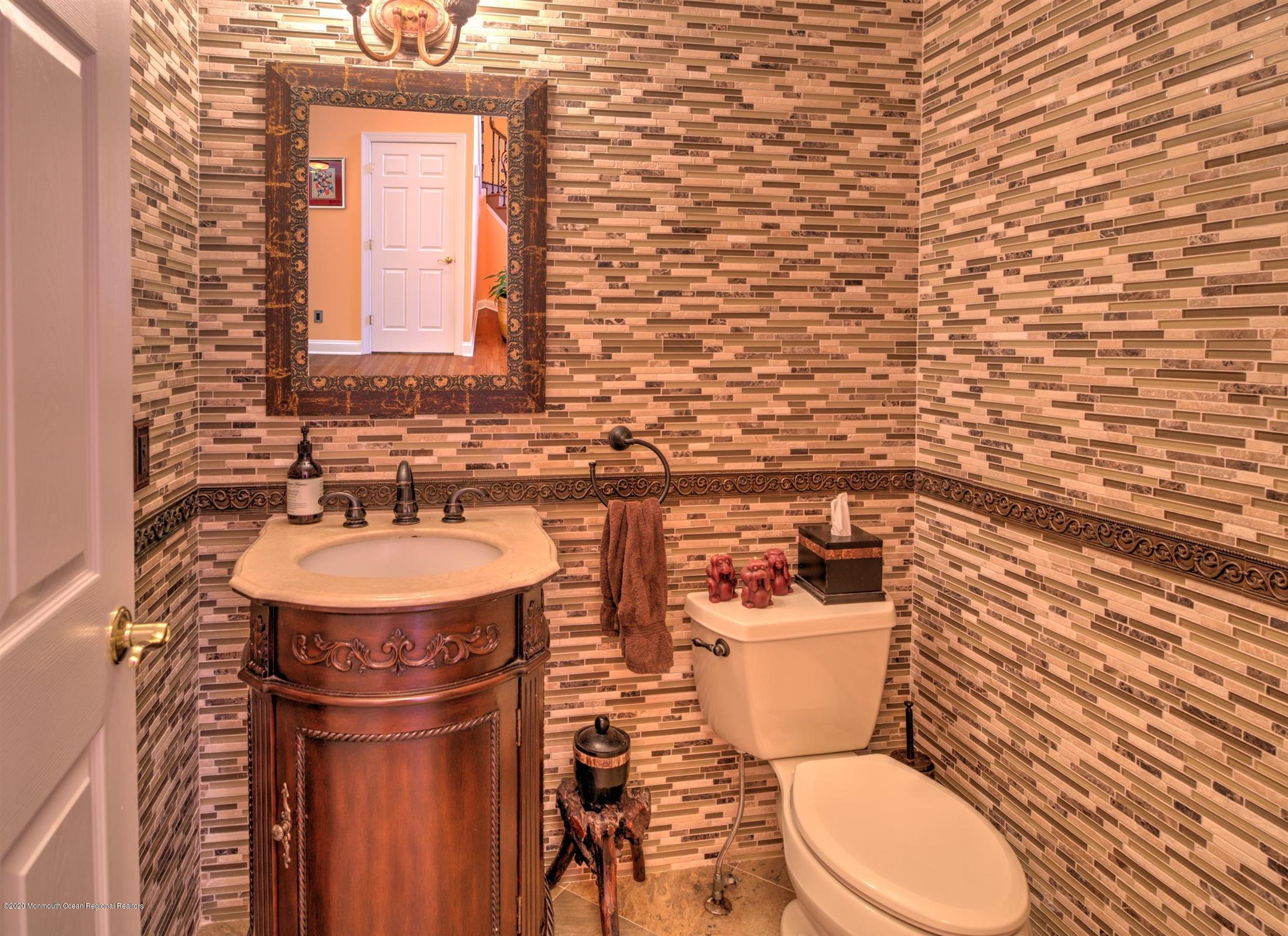 143 Millhurst Road Manalapan, NJ 07726 - Photo 17 of 56 62-POWDER ROOM