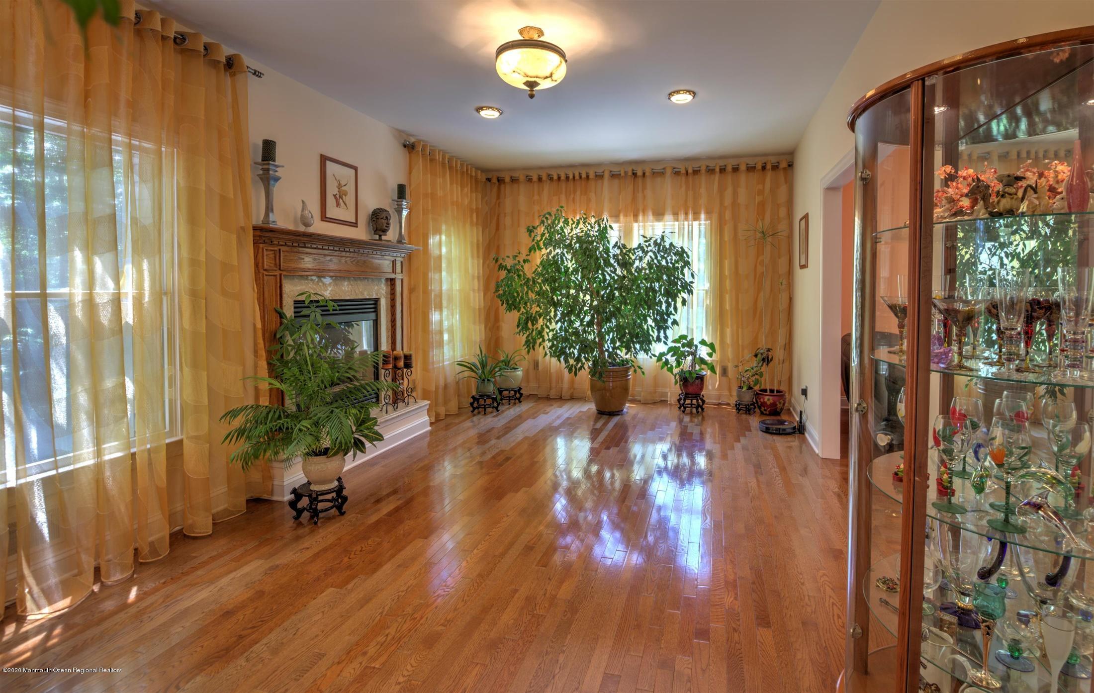 143 Millhurst Road Manalapan, NJ 07726 - Photo 8 of 56 53-CONSERVATORY