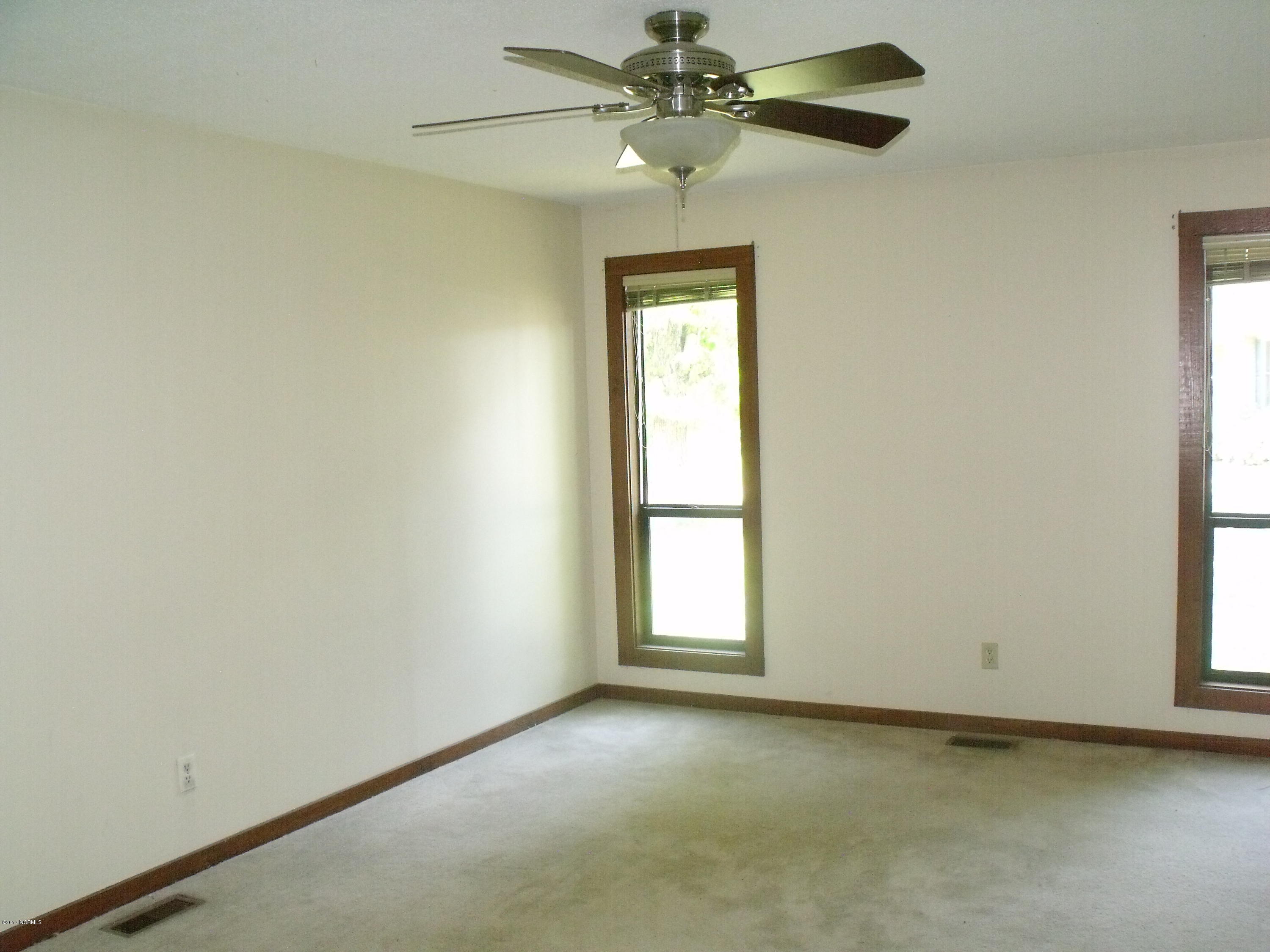 1609 Old Barn Road Rocky Mount, NC 27804 - Photo 11 of 13 81 MASTER