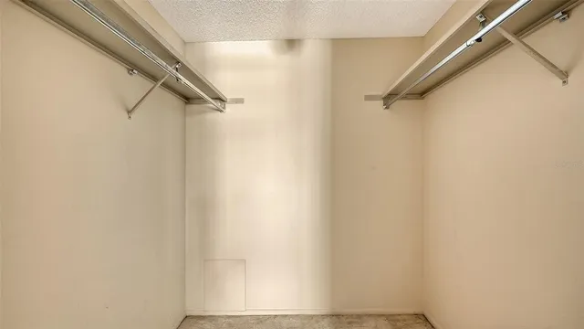 $250,000 | 1400 1st Avenue West, Unit 304, Bradenton, FL 34205