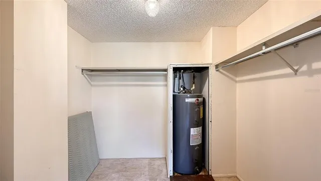 $250,000 | 1400 1st Avenue West, Unit 304, Bradenton, FL 34205