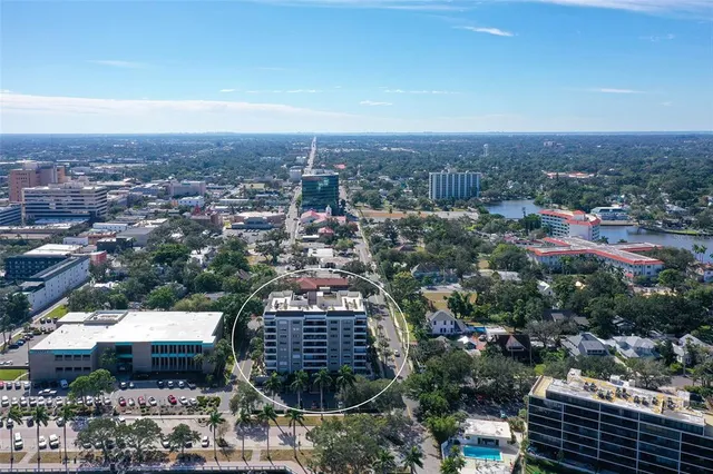 $250,000 | 1400 1st Avenue West, Unit 304, Bradenton, FL 34205