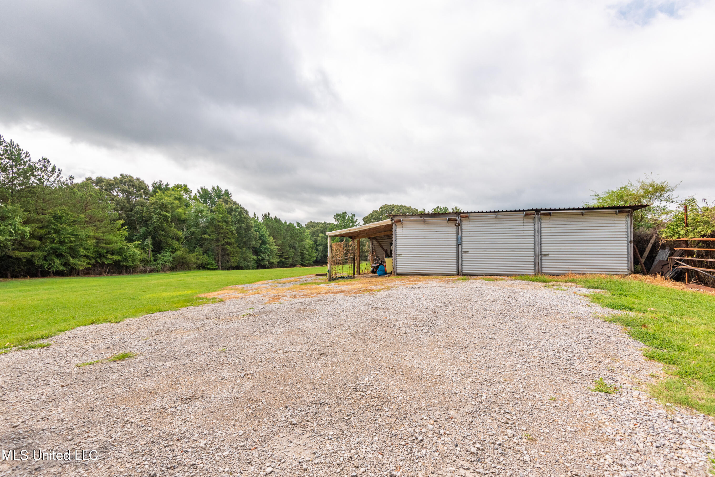 111 Humphrey Road Holly Springs, MS 38635 - Photo 22 of 33 DSC_3747