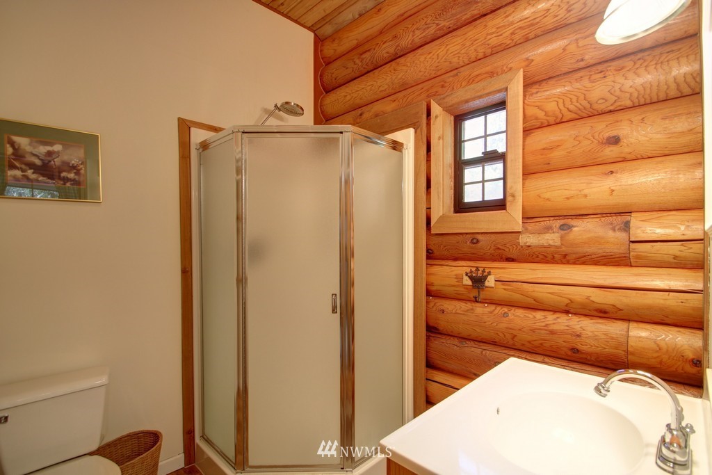 8134 Watkins Road Sumas, WA 98295 - Photo 18 of 25