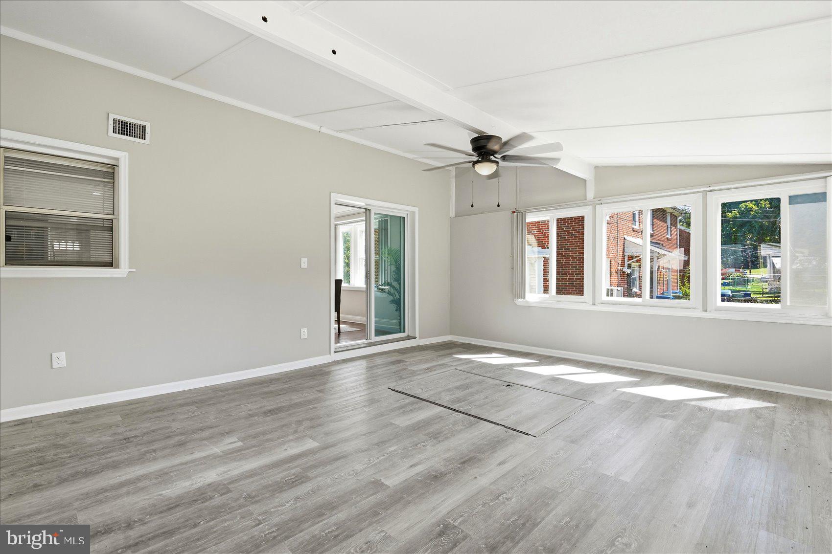 4509 Rokeby Road Baltimore, MD 21229 - Photo 20 of 43 Gallery Image 20