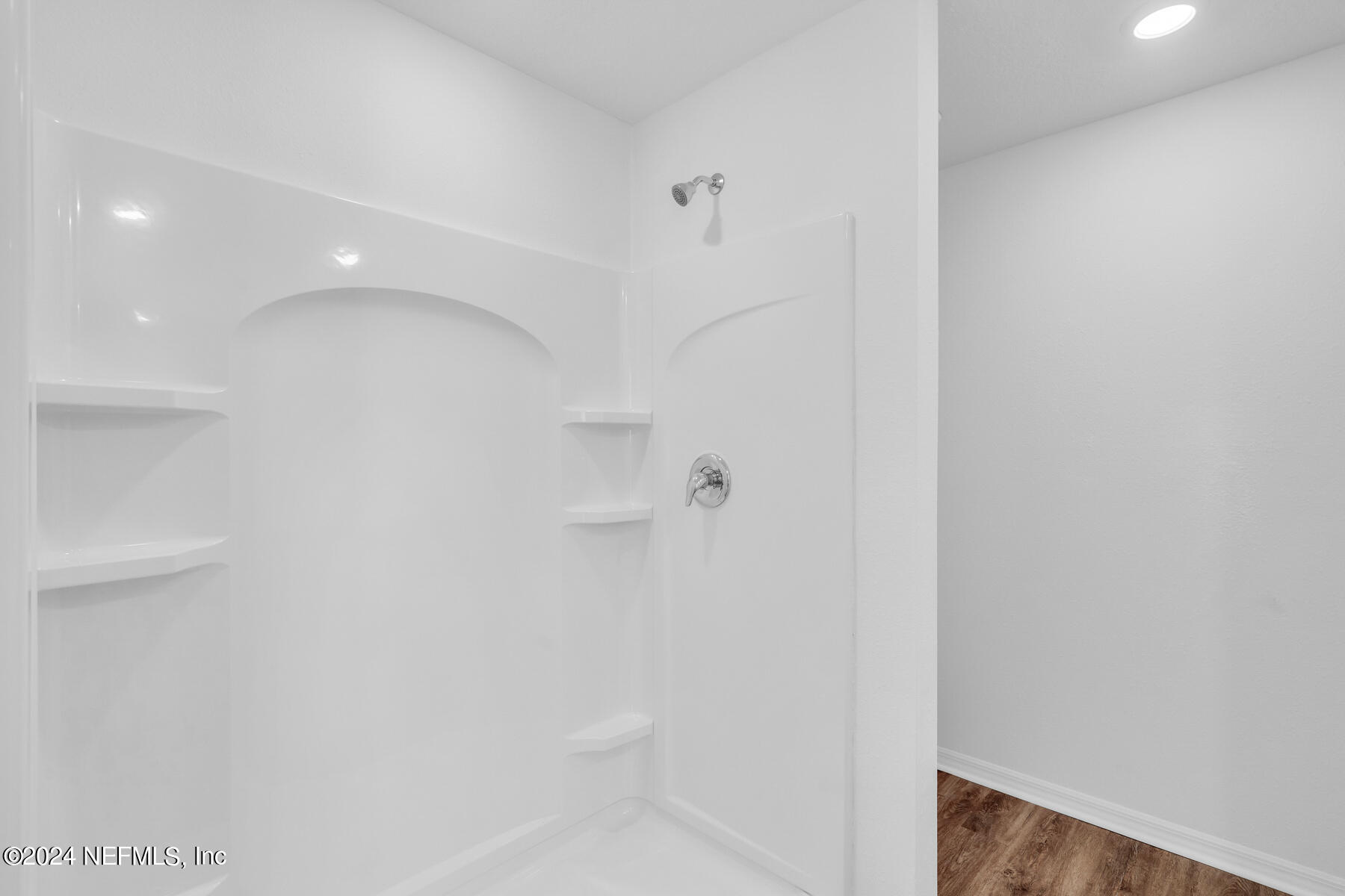6885 Myrtle Oak Road Jacksonville, FL 32219 - Photo 8 of 10 Florida_Caprice_R-16