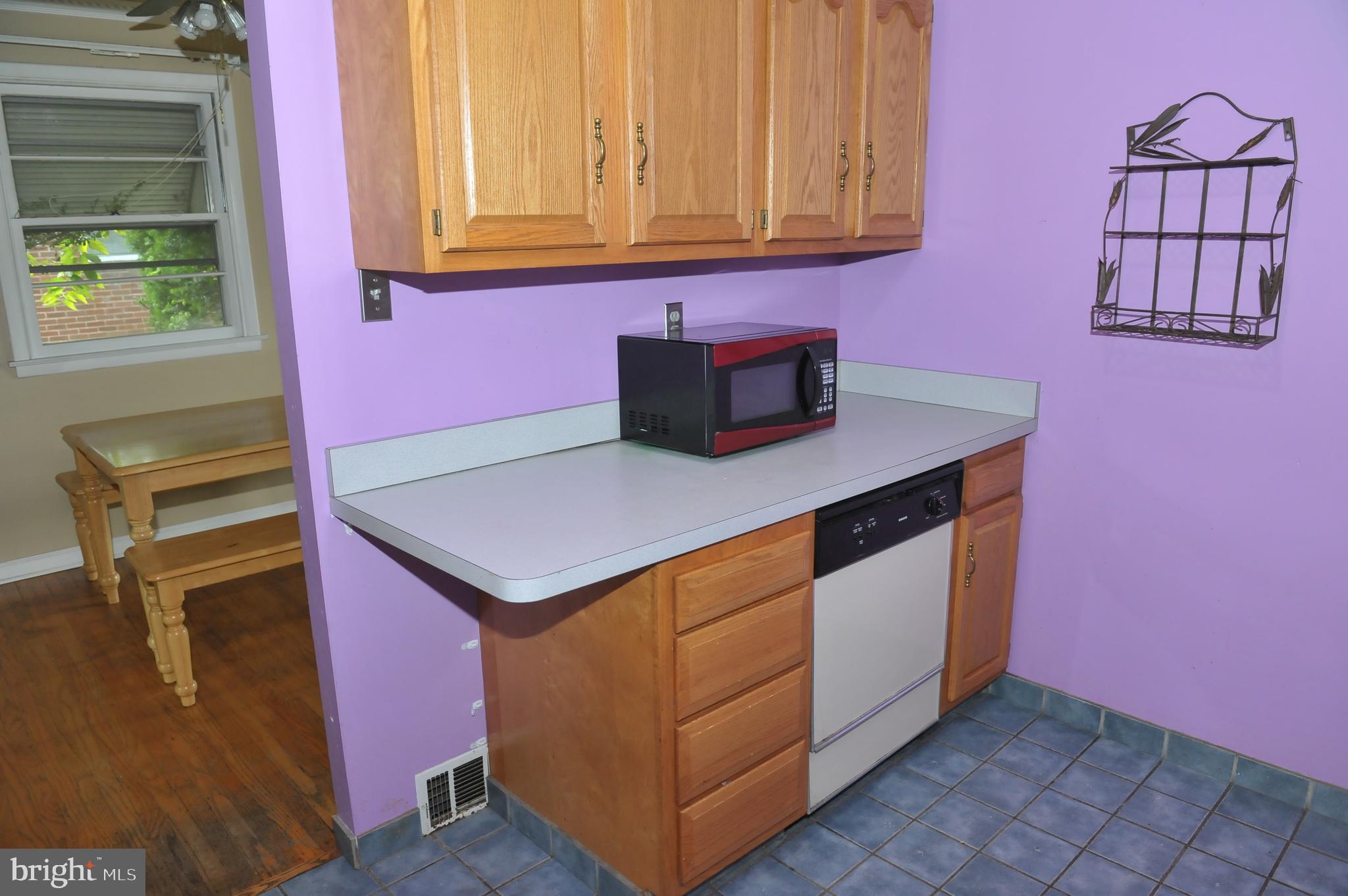 131 Henry Road Enola, PA 17025 - Photo 5 of 10 Gallery Image 5