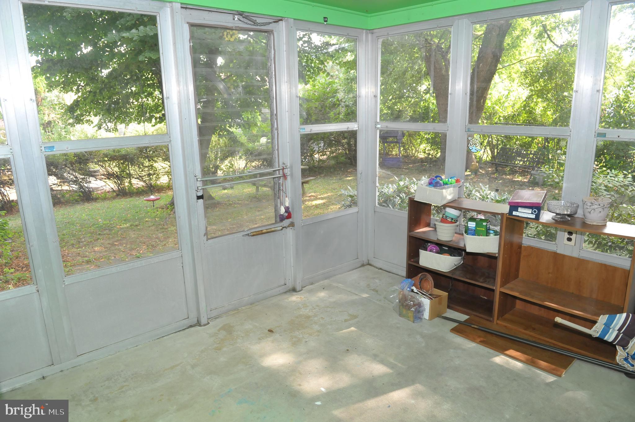 131 Henry Road Enola, PA 17025 - Photo 9 of 10 Gallery Image 9