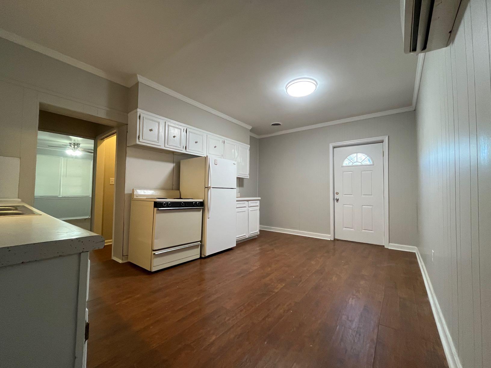 704 Blue Ridge Avenue, Unit 1 Bedford, VA 24523 - Photo 2 of 11 2E03B3C9-D163-47DA-B3B7-EA7D000C88D4