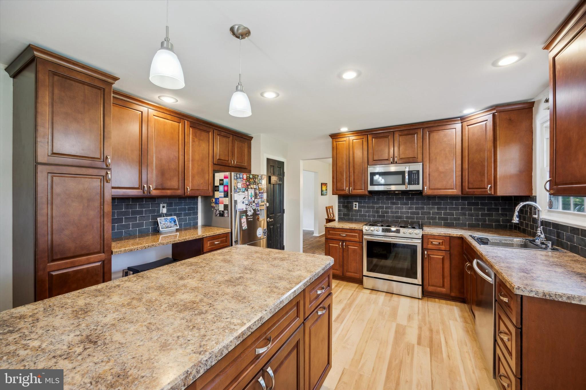 794 Worthington Road Wayne, PA 19087 - Photo 10 of 25 Kitchen