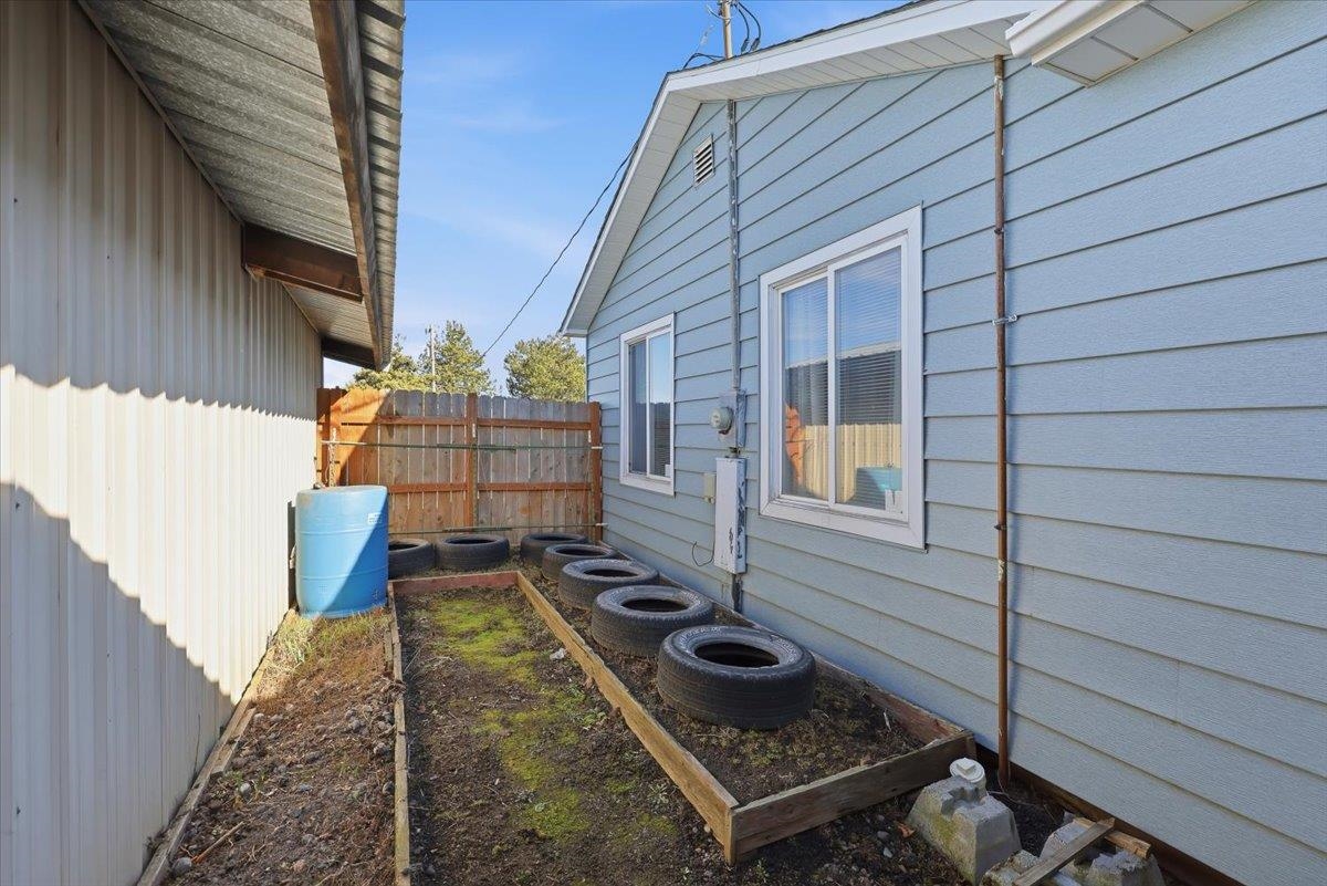 6024 South Craig Road Medical Lake, WA 99022 - Photo 25 of 48
