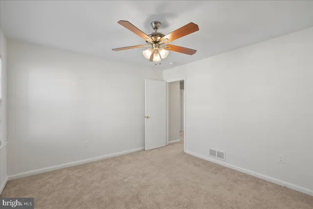 $3,000 | 2620 13th Street South, Unit 1, Arlington, VA 22204