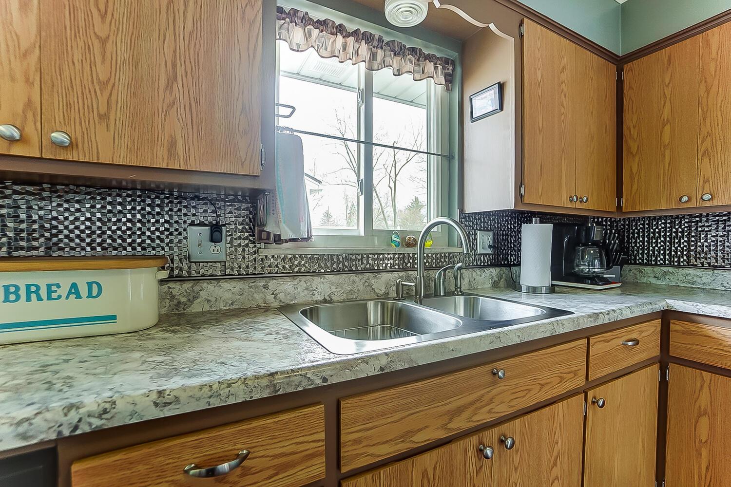1635 Sale Road Columbus, OH 43224 - Photo 11 of 55 1635 Sale Rd