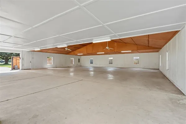 $485,000 | 107 Lakewood Point Drive, Bossier City, LA 71111