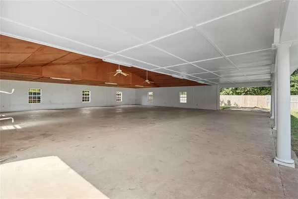 $485,000 | 107 Lakewood Point Drive, Bossier City, LA 71111