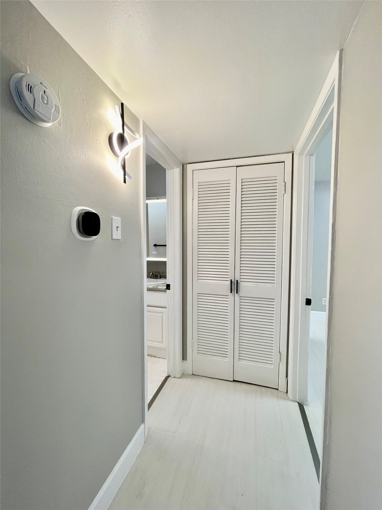9009 Gaylord Drive Houston, TX 77024 - Photo 24 of 34