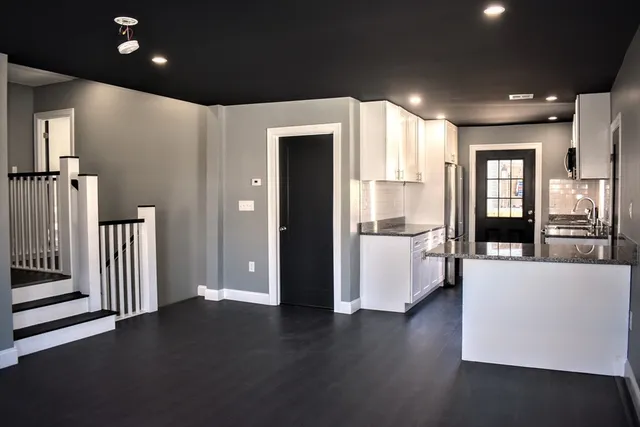 $5,500 | 2 Sunnyside Street, Unit 2, Boston, MA 02130