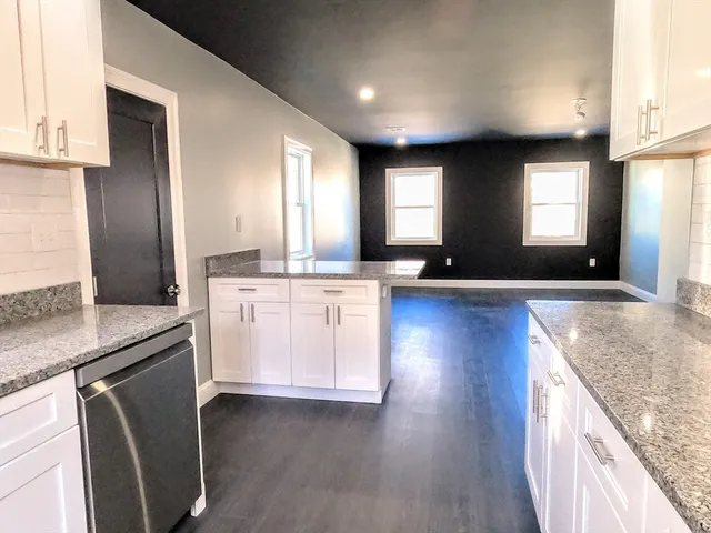 $5,500 | 2 Sunnyside Street, Unit 2, Boston, MA 02130