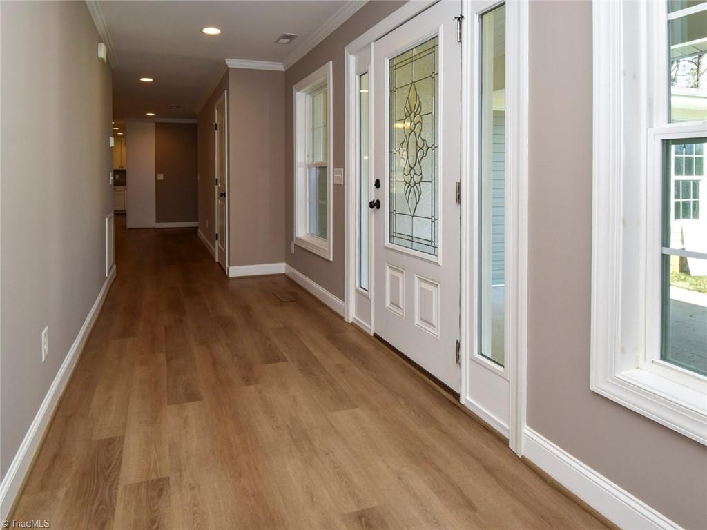 4025 Clapp Mill Road Burlington, NC 27215 - Photo 4 of 24 Gallery Image 4
