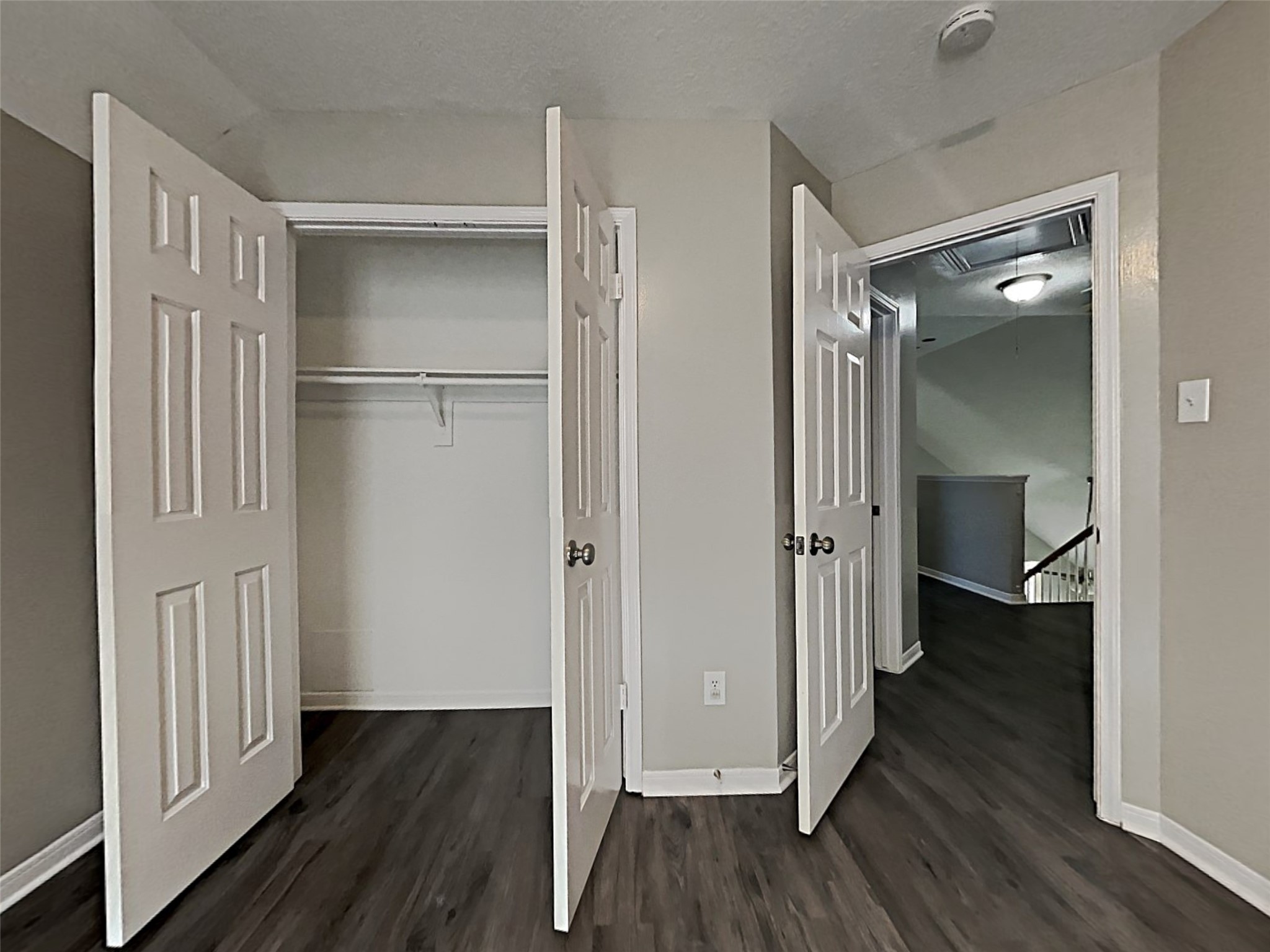 16102 Cutten Road Houston, TX 77070 - Photo 16 of 25 Gallery Image 16