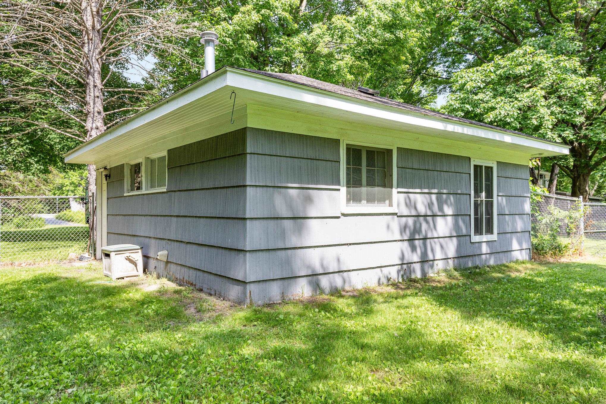 1875 South Graham Road Saginaw, MI 48609 - Photo 25 of 35 Gallery Image 25