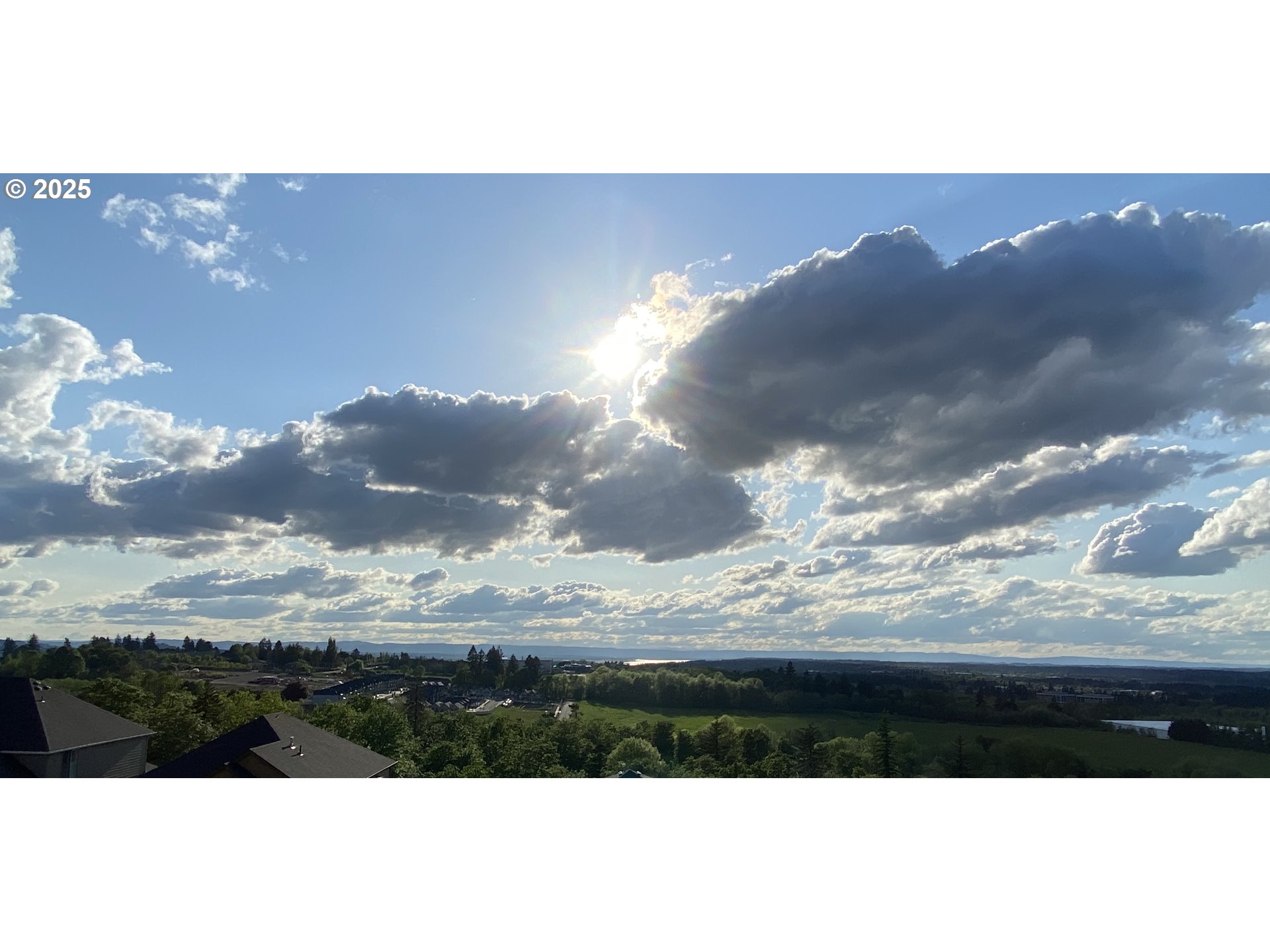 2009 Northwest Klickitat Street Camas, WA 98607 - Photo 12 of 48