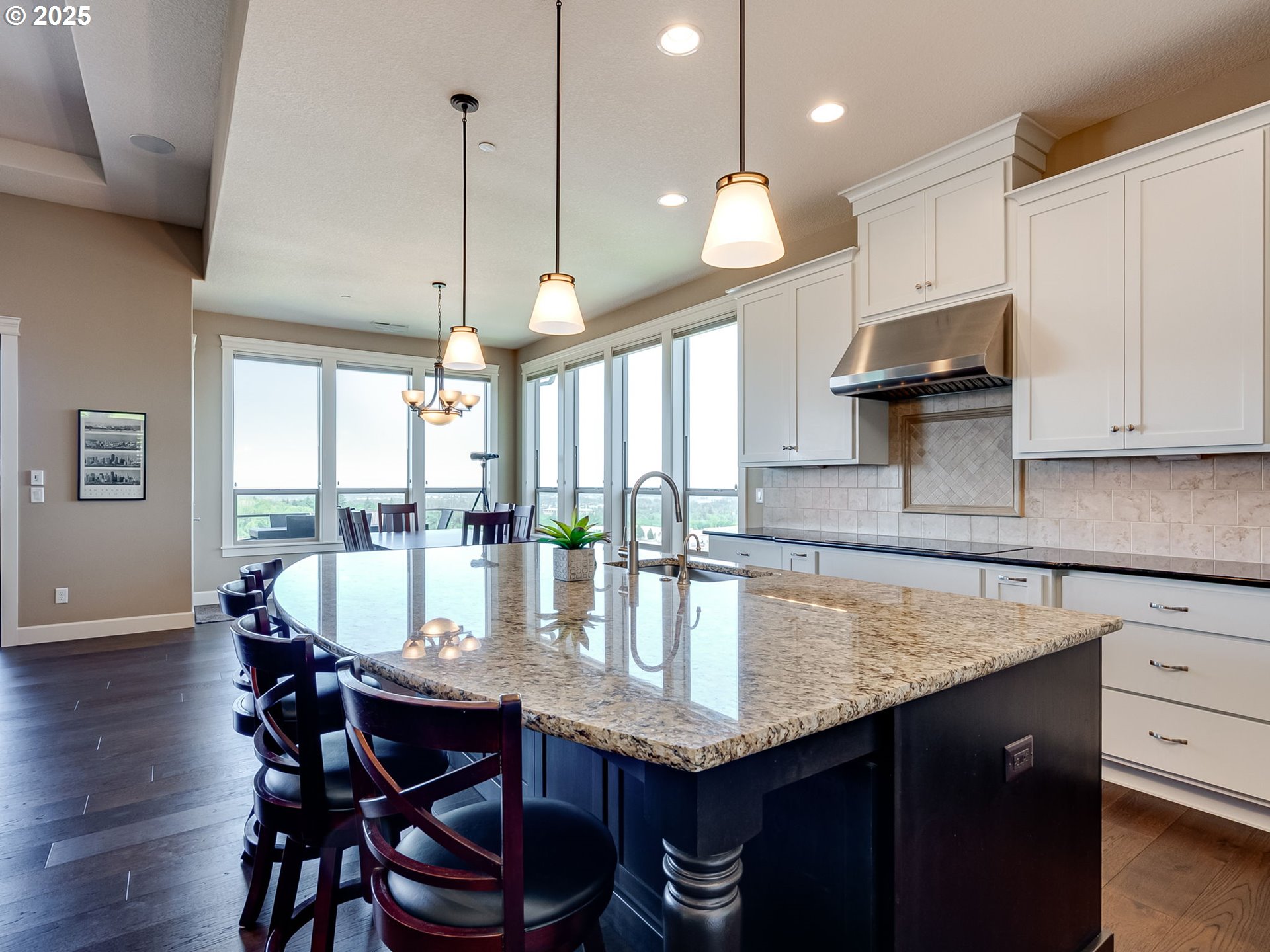 2009 Northwest Klickitat Street Camas, WA 98607 - Photo 21 of 48