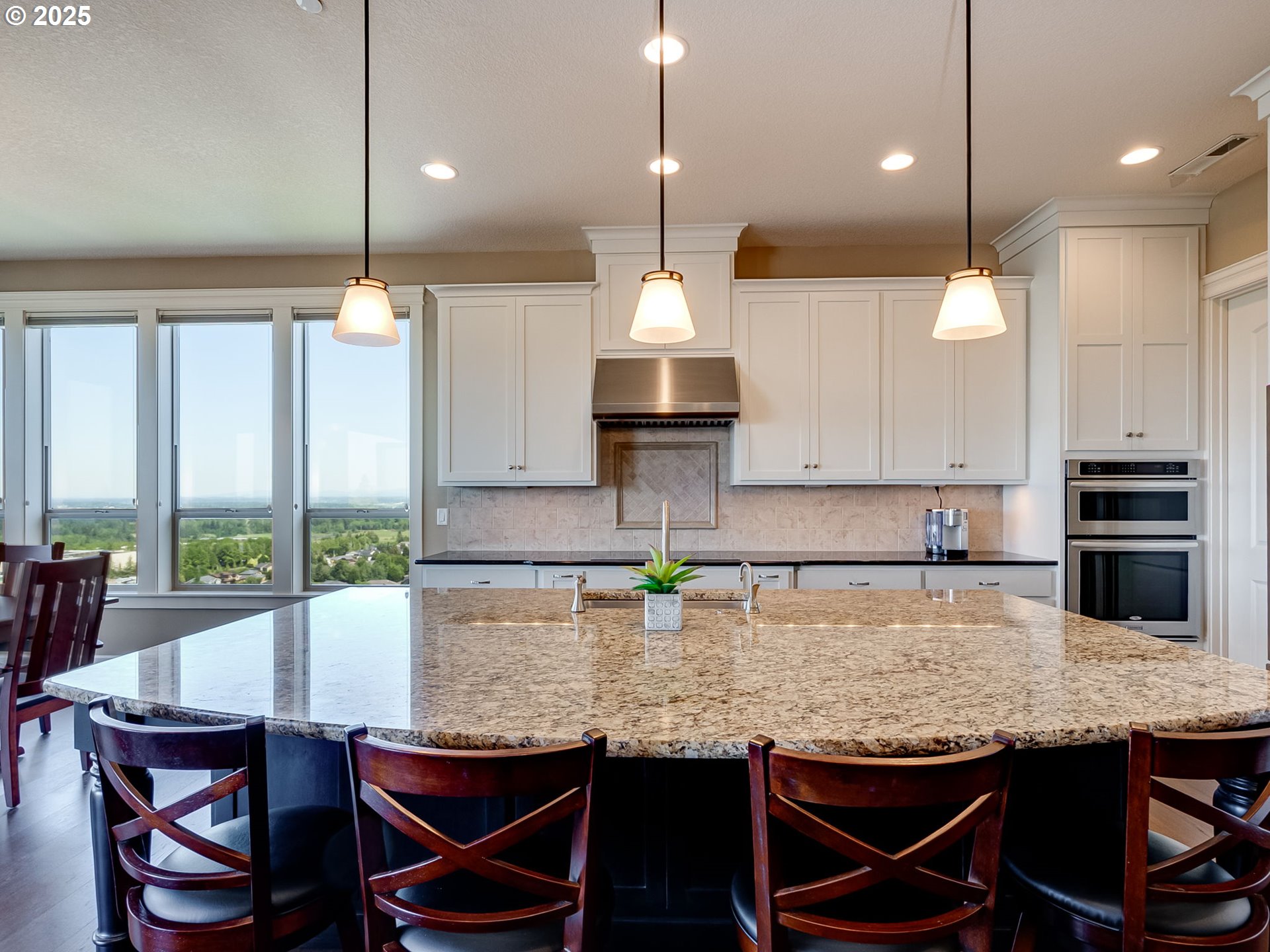 2009 Northwest Klickitat Street Camas, WA 98607 - Photo 22 of 48