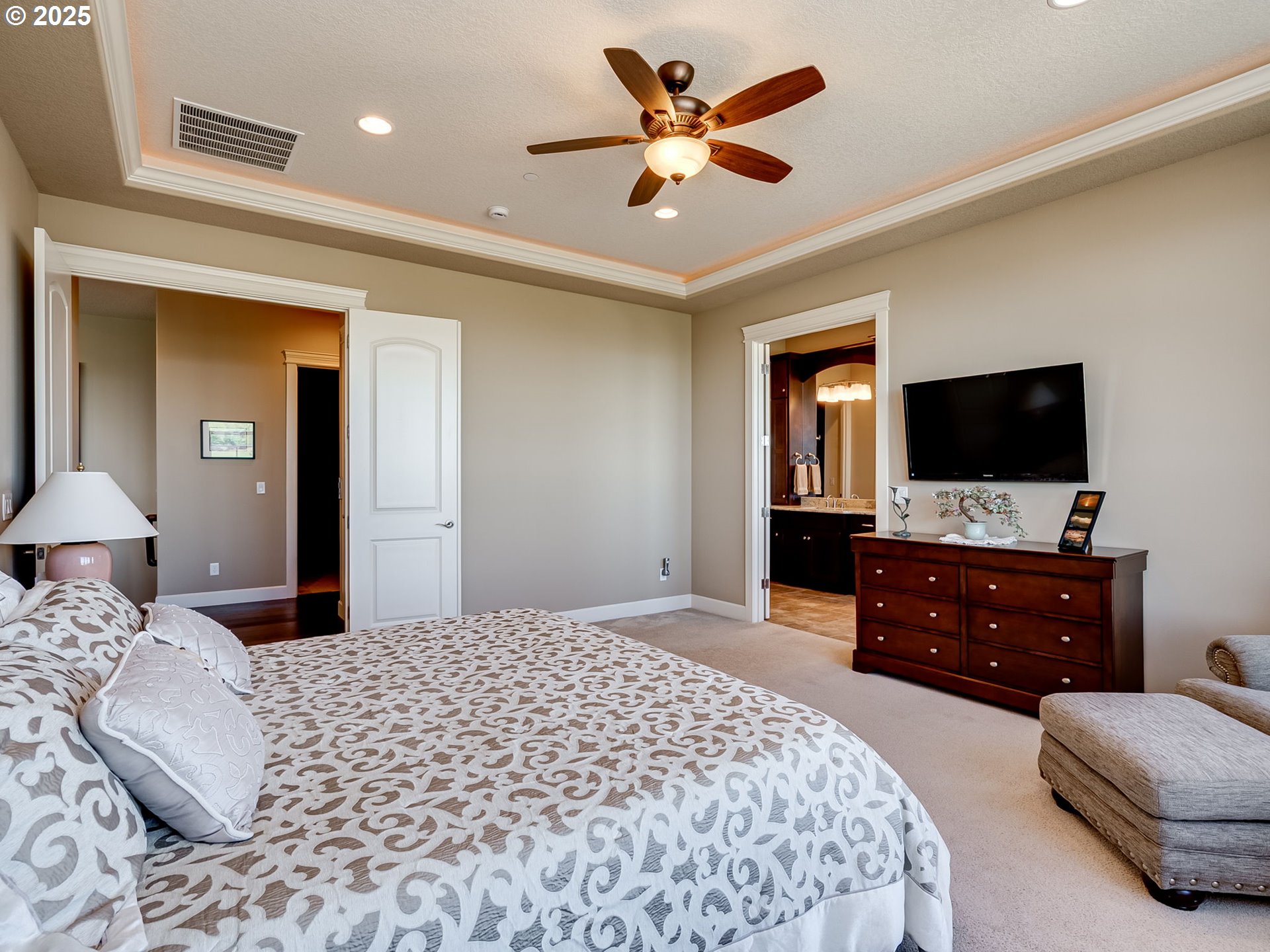 2009 Northwest Klickitat Street Camas, WA 98607 - Photo 26 of 48 Owner's Suite Bedroom