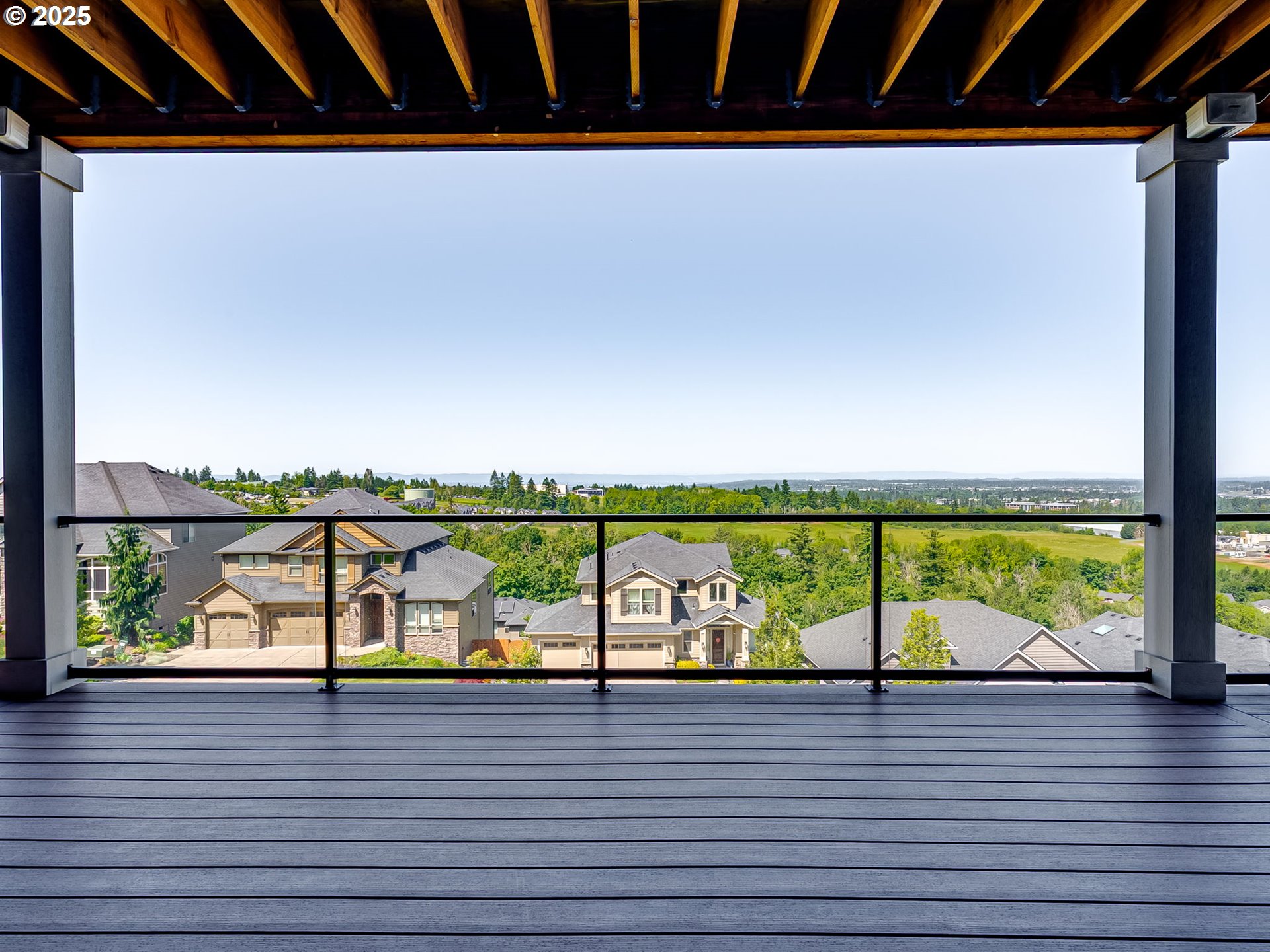 2009 Northwest Klickitat Street Camas, WA 98607 - Photo 31 of 48 Deck