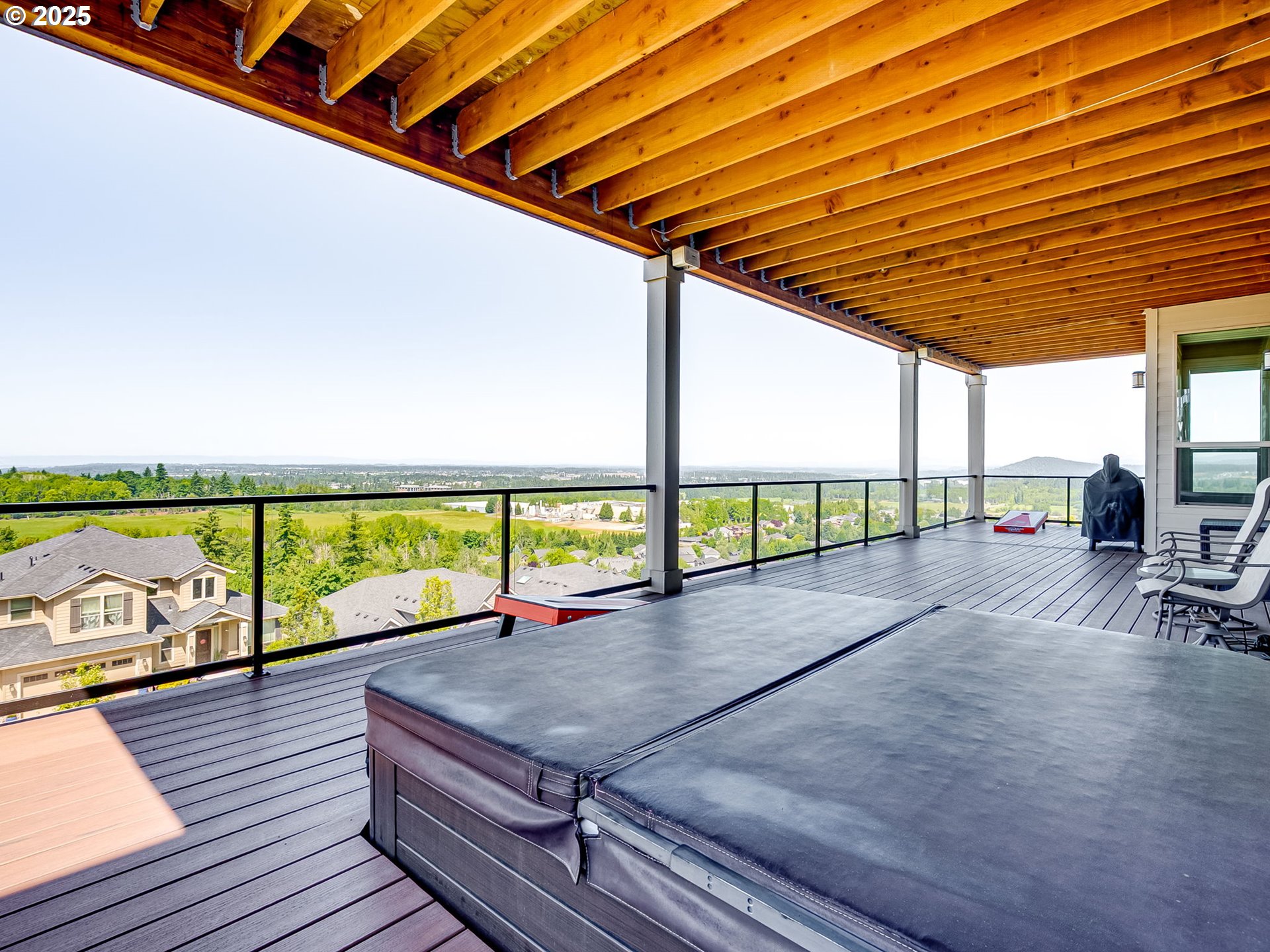 2009 Northwest Klickitat Street Camas, WA 98607 - Photo 32 of 48 Deck