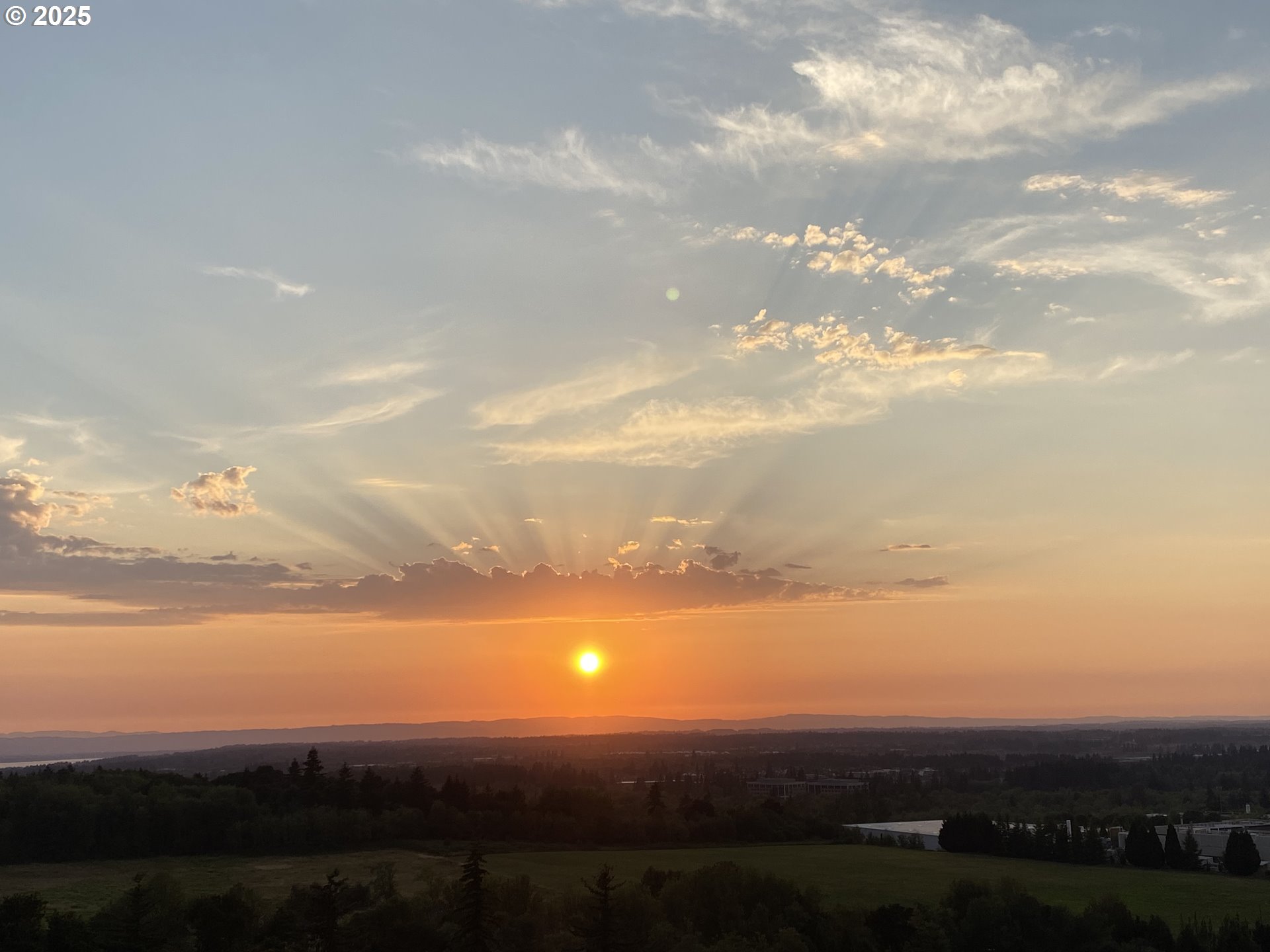 2009 Northwest Klickitat Street Camas, WA 98607 - Photo 9 of 48