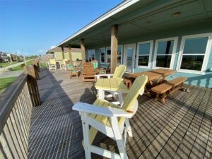 449 Atkinson Street Crystal Beach, TX 77650 - Photo 21 of 23 Gallery Image 21