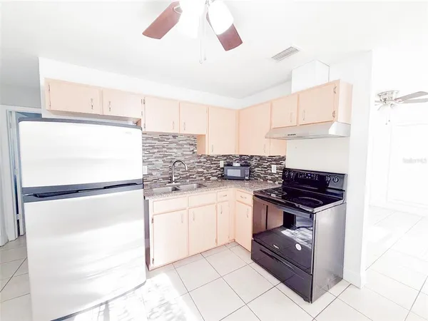 $219,000 | 407 West Bella Vista Street, Lakeland, FL 33805