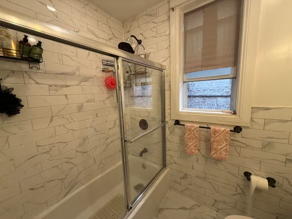 $2,300 | 838 John F. Kennedy Boulevard, Unit 1, Bayonne, NJ 07002