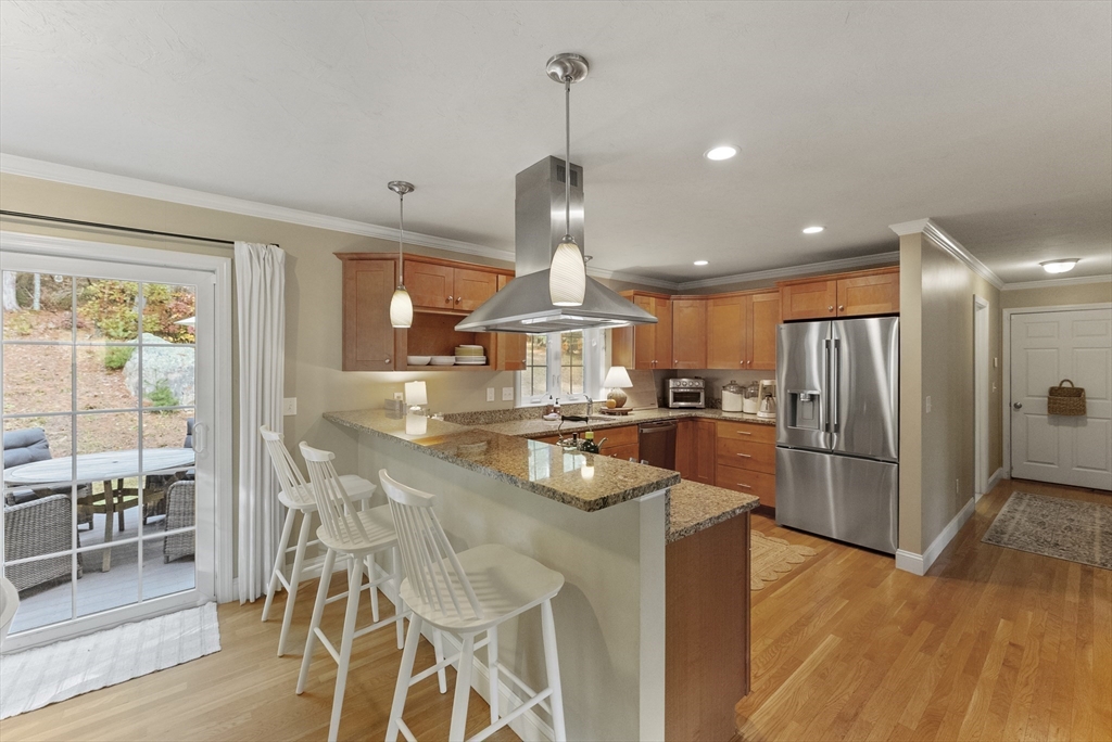 97 Wapping Road Kingston, MA 02364 - Photo 8 of 40 Gallery Image 8