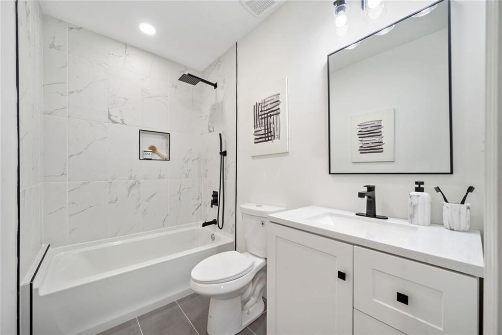 2822 Waters Road Southwest Atlanta, GA 30354 - Photo 15 of 28