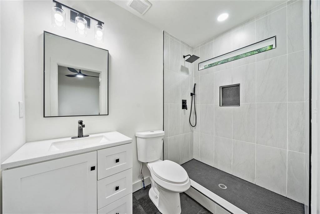 2822 Waters Road Southwest Atlanta, GA 30354 - Photo 18 of 28