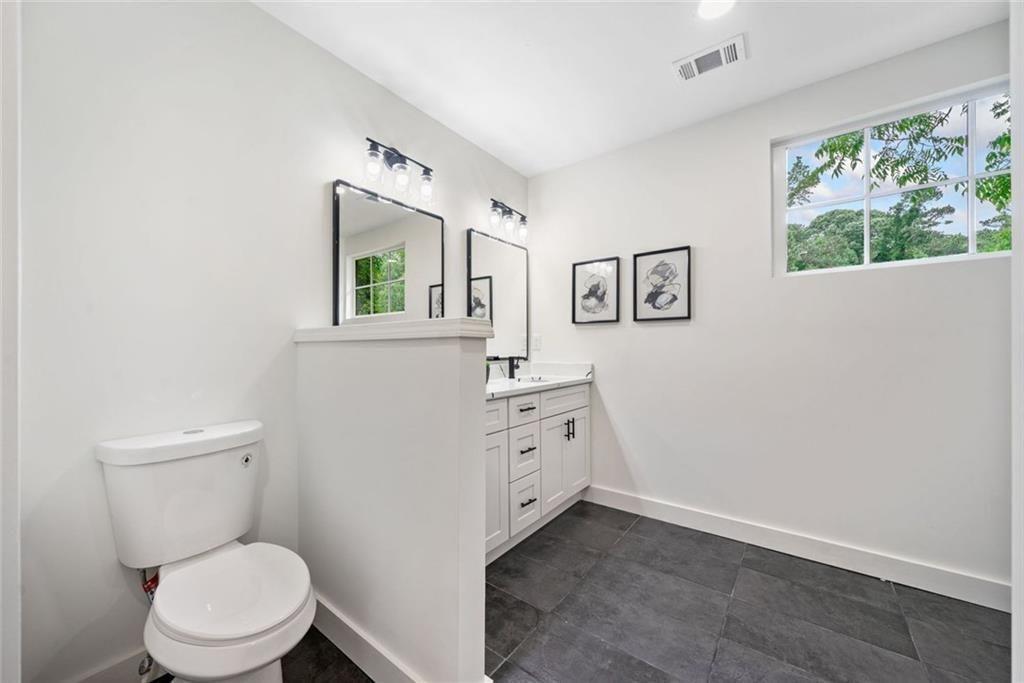 2822 Waters Road Southwest Atlanta, GA 30354 - Photo 22 of 28