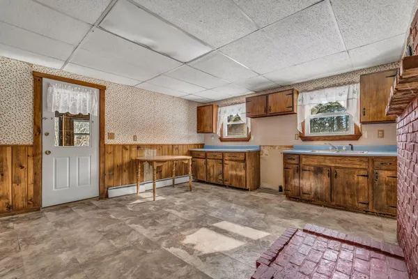 $159,900 | 139 Gould Road, Lisbon, ME 04252