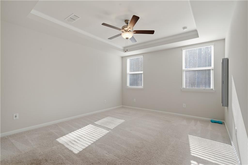15 Parkside View Cartersville, GA 30121 - Photo 22 of 49 a view of an empty room with a window