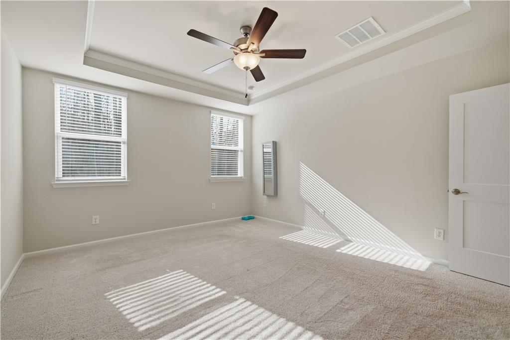 15 Parkside View Cartersville, GA 30121 - Photo 23 of 49 a view of an empty room with a window