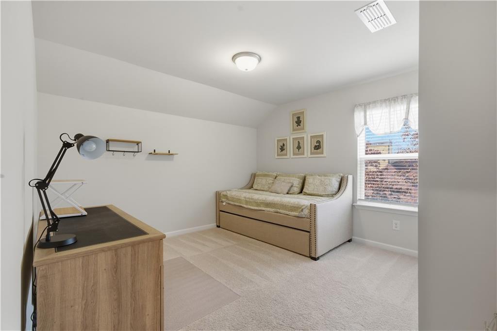 15 Parkside View Cartersville, GA 30121 - Photo 33 of 49 a living room with furniture and a window