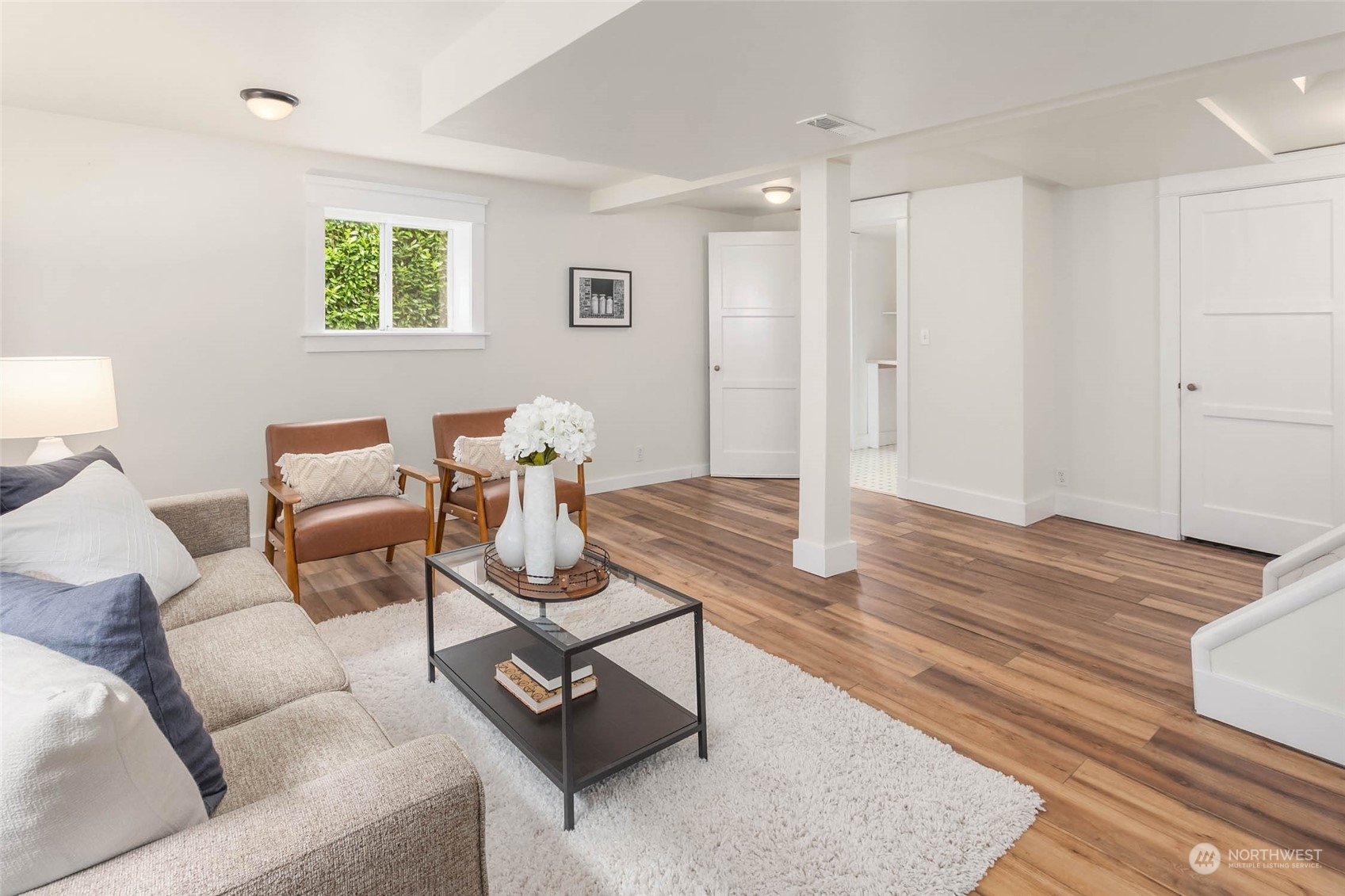 2368 North 52nd Street Seattle, WA 98103 - Photo 21 of 32 a living room with furniture