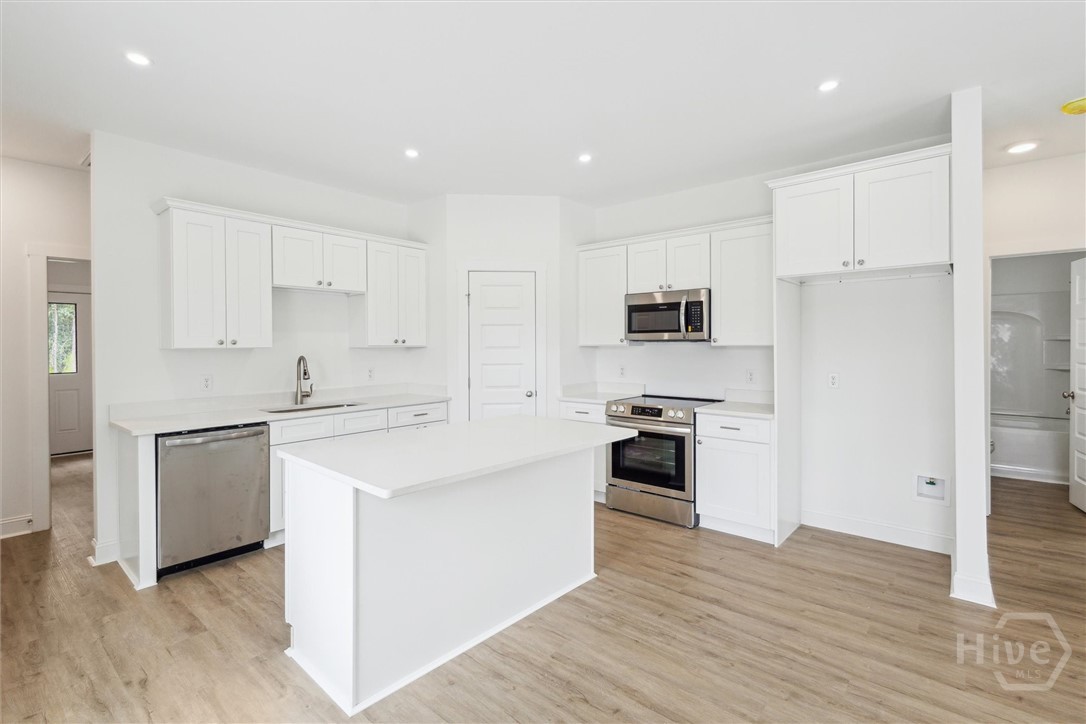 1026 Cottage Way Darien, GA 31305 - Photo 5 of 15