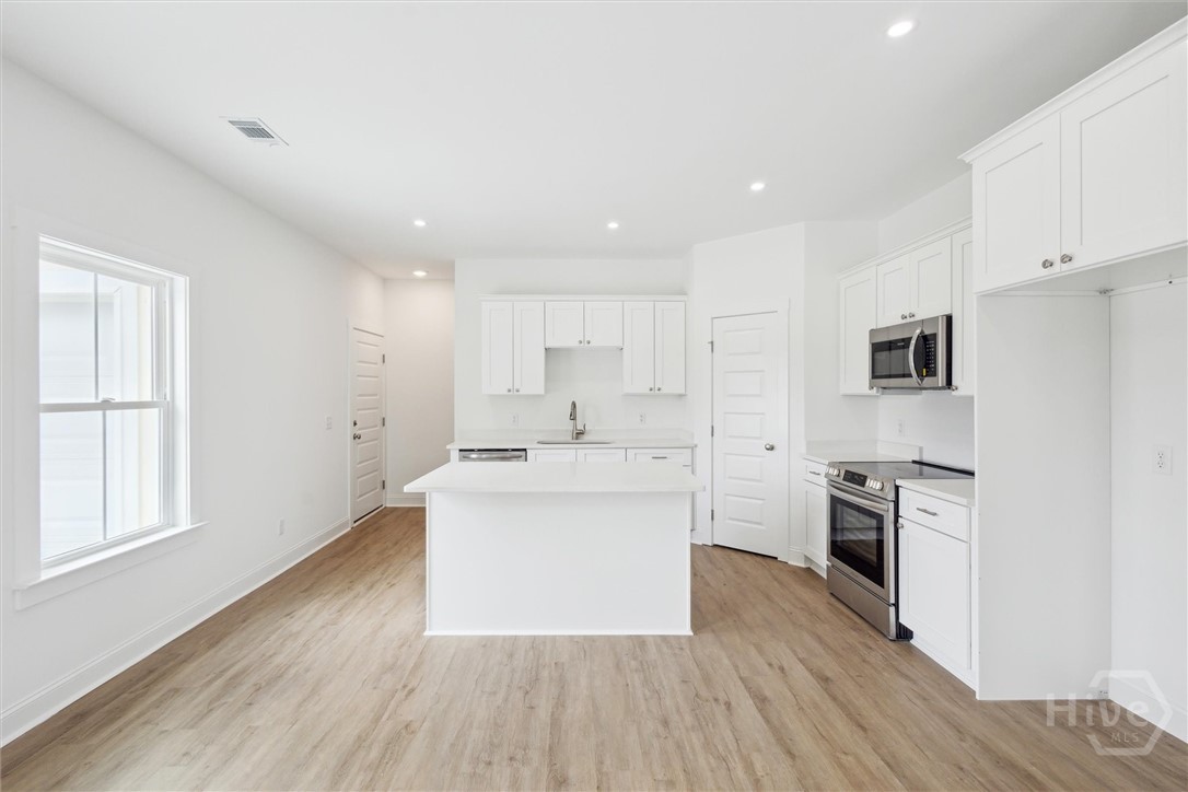 1026 Cottage Way Darien, GA 31305 - Photo 6 of 15