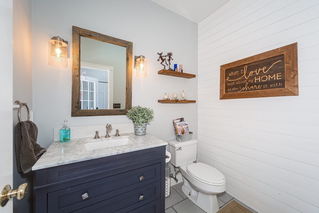 117 South Street Upton, MA 01568 - Photo 9 of 42