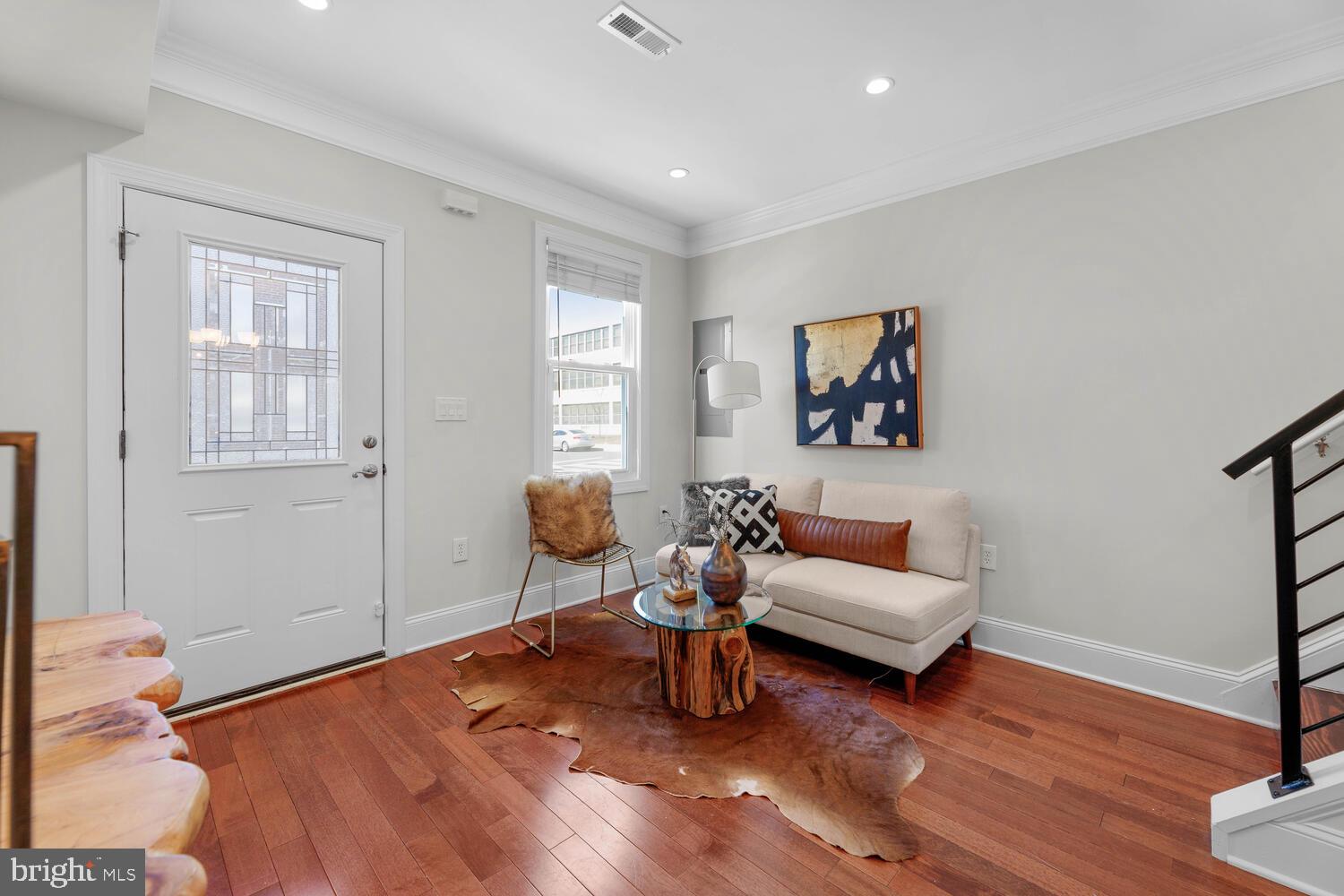 649 20th Street Northeast Washington, DC 20002 - Photo 2 of 32