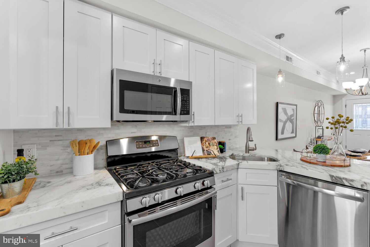649 20th Street Northeast Washington, DC 20002 - Photo 14 of 32