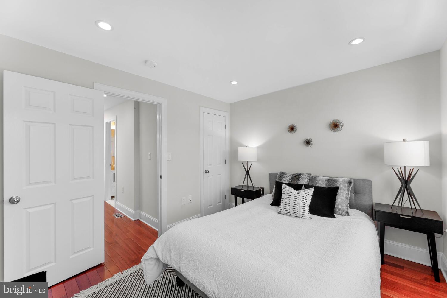 649 20th Street Northeast Washington, DC 20002 - Photo 26 of 32